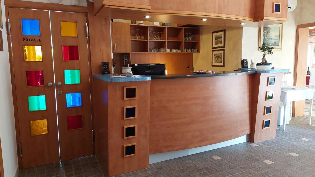 La Rossa Bed & Breakfast 4*