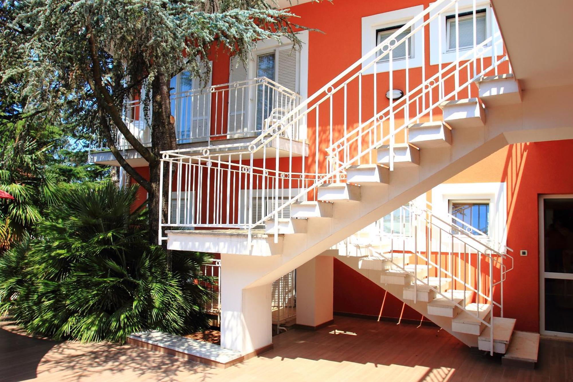 Bed & Breakfast La Rossa