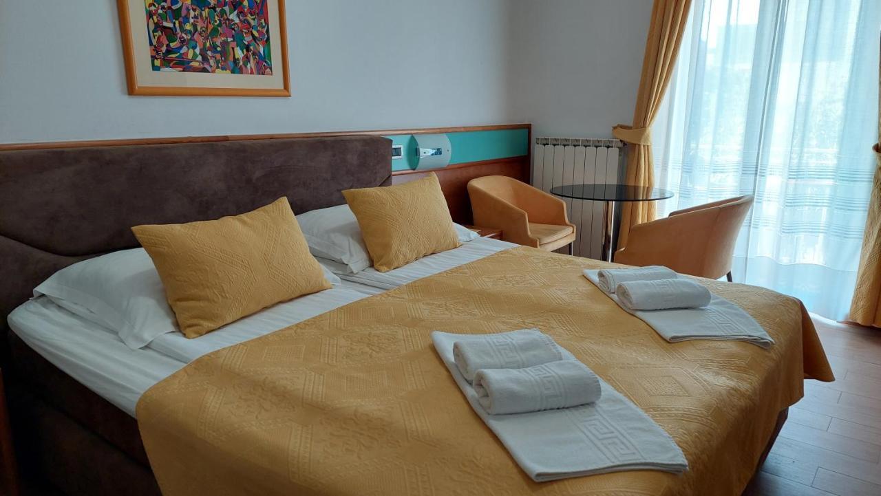 La Rossa Bed & Breakfast 4*